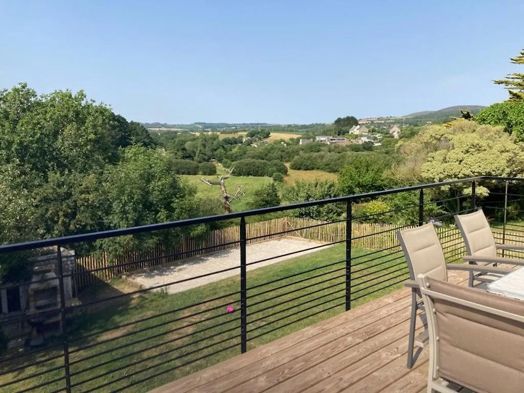 Eco-Friendly House Villa Saint-Nic 0*,  France